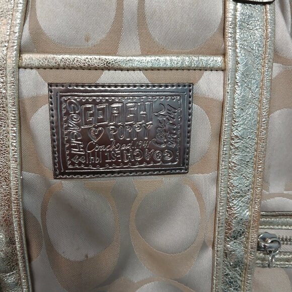 Coach Glam Poppy 1941 Hobo - Picture 8 of 16